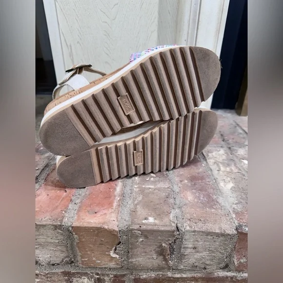 TOMS Diana Platform Wedge Sandals Size 9M – Rainbow Tribal Cork Heel Ankle Strap - Picture 8 of 10